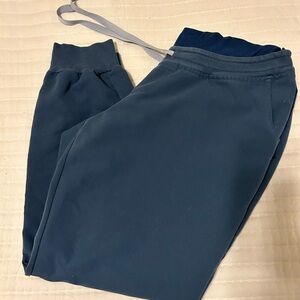 Figs Women's Navy Jogger Sweatpants